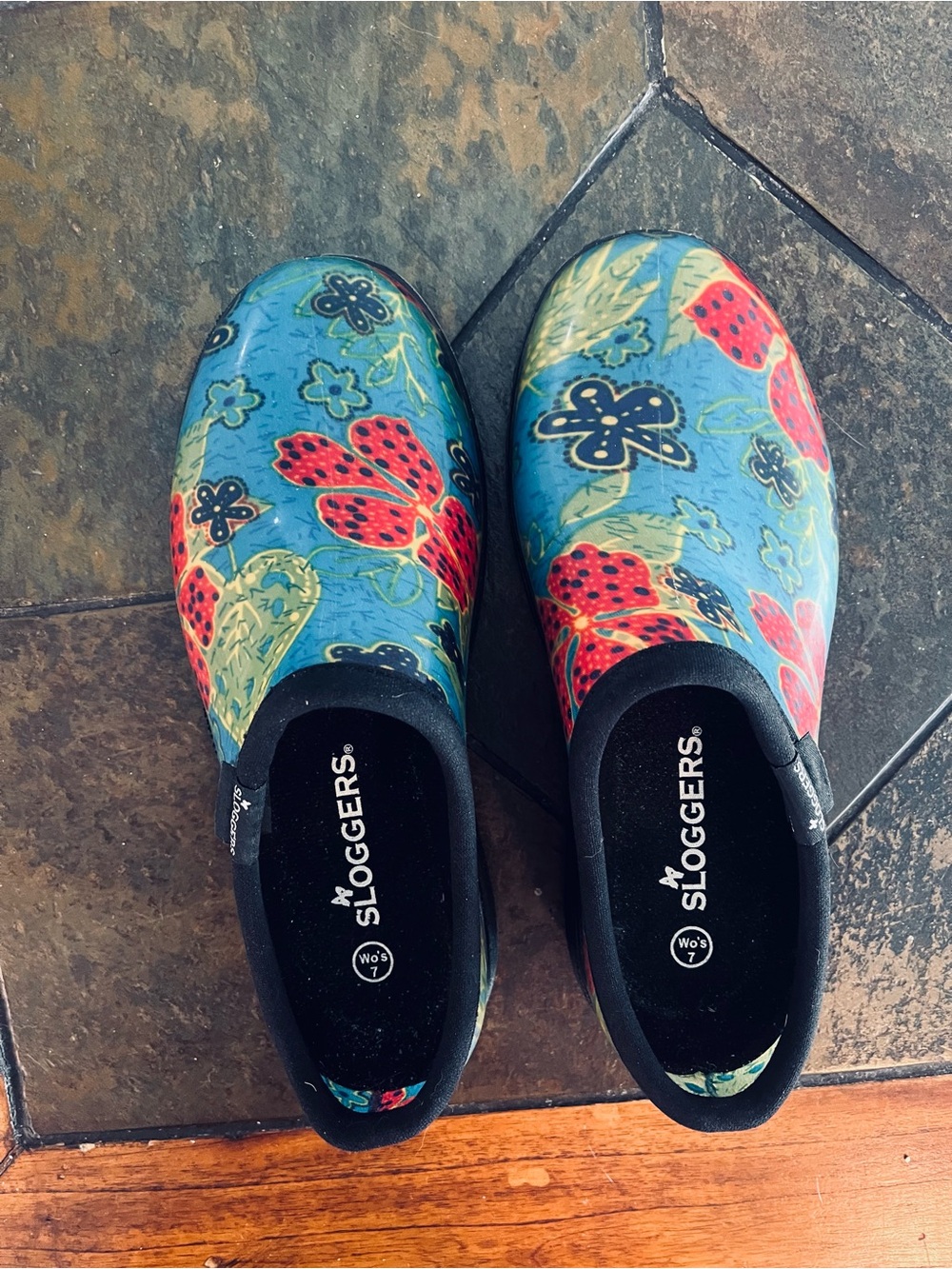 Sloggers Women’s Blue Floral Garden shoes / Rain Shoes
